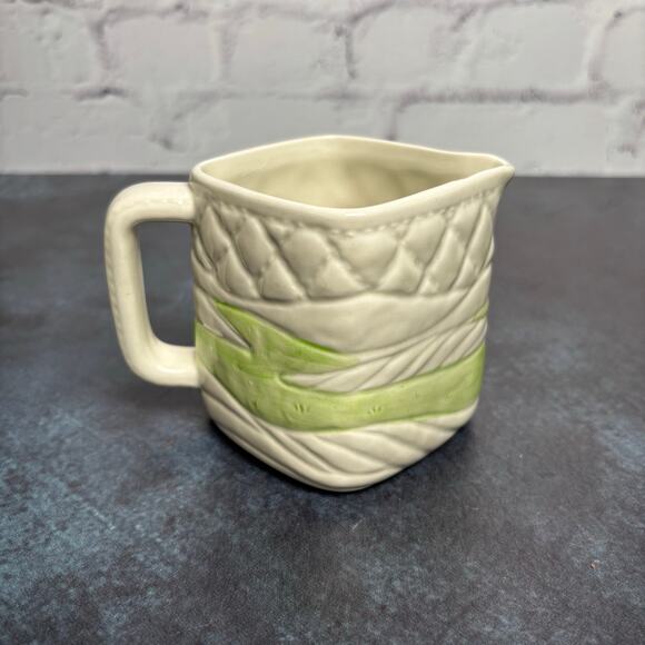 Vintage 1982 Otagiri Japan Country Farm Cow Scene Creamer - Picture 5 of 7